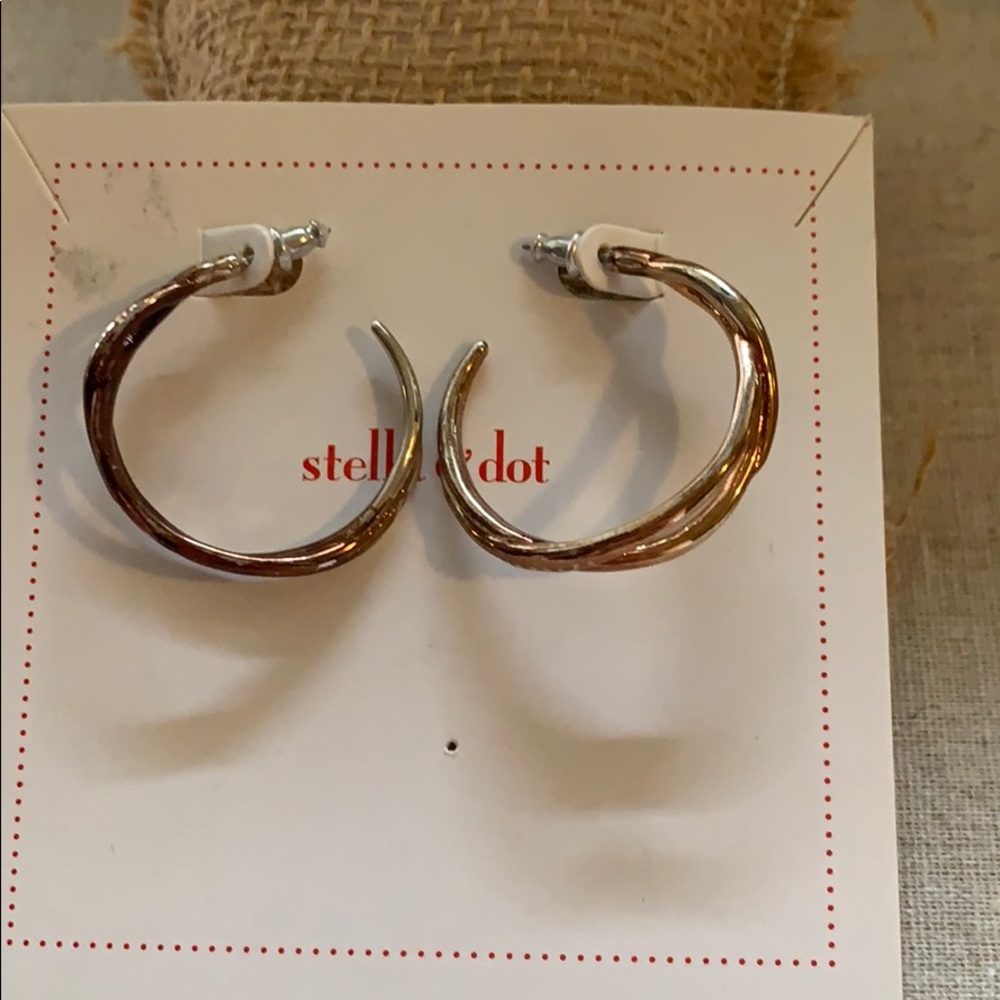 Stella & Dot silver hoops